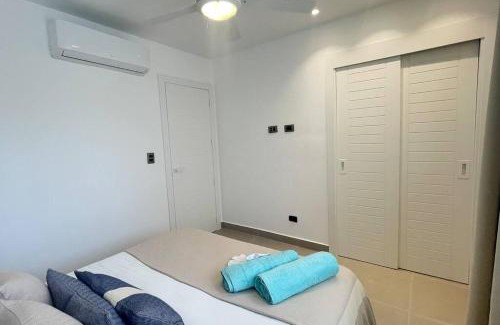 El Cortecito Apartment | Tropical Deluxe 2 Bedroom Unit with Picuzzi