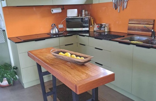 Mission Beach Apartment | Tropical Green Haven.nSmall centrally located self-contained apartment .