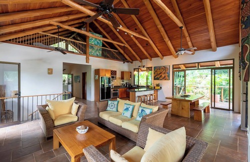Mal Pais House | Tropical home in paradise!