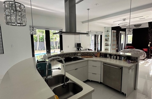 Ludlam House | Tropical Oasis: Heated Pool, Hot Tub, near Airport