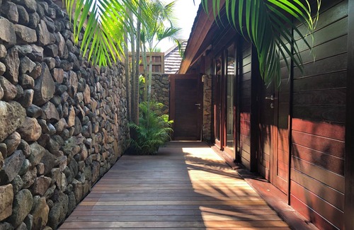 Moorea-Maiao Villa | Tropical Villa Escape – A Dream Getaway, Just Minutes from the Beach ! 🌴✨