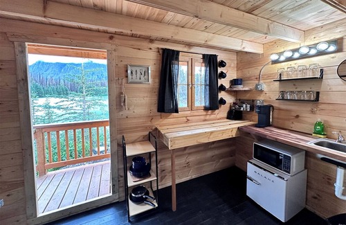 Denali Cabin | Trout & Grayling Paired Lakefront Cabins, Lakefront Twin Cabins