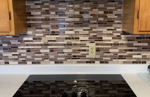 Trout Lake House | Trout Lake - Frenchman Lake 5 BR 3 BA Home, Wi-Fi, spacious & 1/2 mile to trails