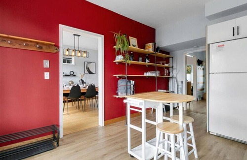 East Side House | Trout Lake Oasis - 3 bedroom