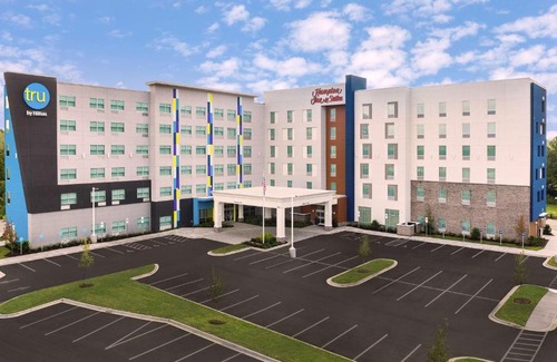Charlotte Hotel | Tru By Hilton Charlotte Airport Lake Pointe
