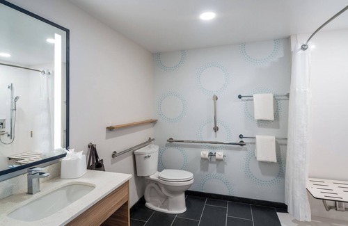 Eden Hotel | Tru by Hilton Savannah Airport