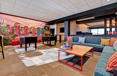 Tahlequah Hotel | Tru by Hilton Tahlequah