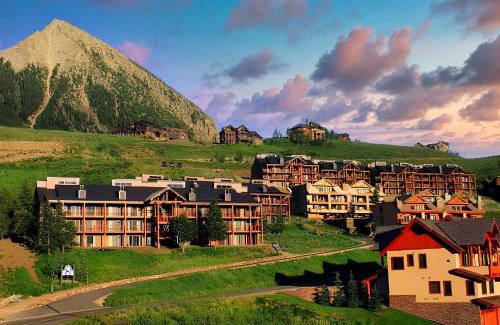 Crested Butte Apartment | True Ski-In & Out, Panoramic Mtn Views, 3Bdm