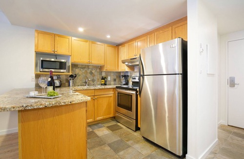 Upper Village Condo | True Ski-in/Ski-out: 2BR/BA with Pool & Hot Tub