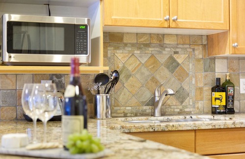 Upper Village Condo | True Ski-in/Ski-out: 2BR/BA with Pool & Hot Tub