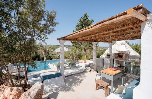 Putignano Villa | Trulli 'Wild' with Private Pool, Wi-Fi and Air Conditioning