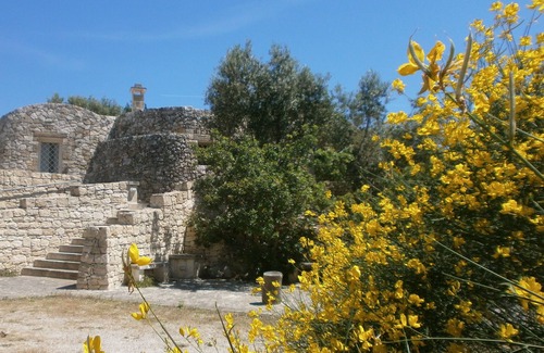 Ostuni House | Trullo villa Giuliana, outstanding view, WIFI, radiators garden & parking area