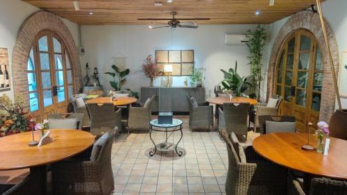 Zhangjiakou Hotel | Tsingpu Badaling Retreat 青普文化行馆 怀来八达岭瑞云店