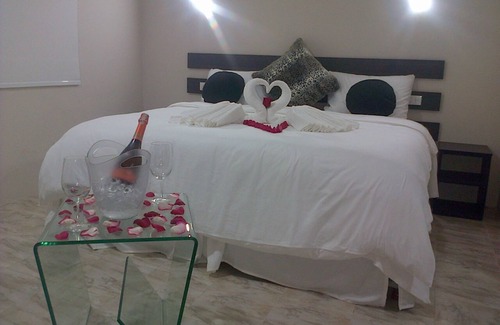 Tucacas Hotel | Tucacas Beach Hotel