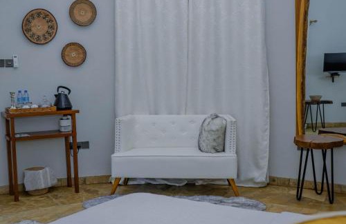 Moshi Hotel | Tulivu Kilimanjaro Retreat