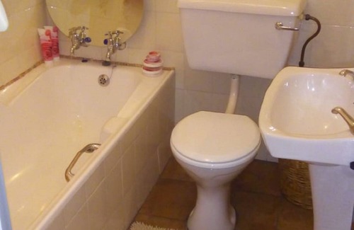 Heidelberg House | tUnit is close to Nature Reserve for Walking and Cycling