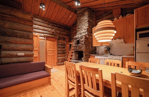 Yllasjarvi House | Tunturipirtti Ylläs by Aavalevi Holidays