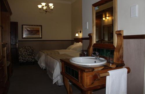 Oudtshoorn Hotel | Turnberry Boutique Hotel