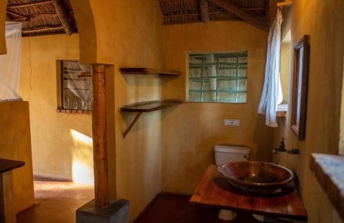 Tofo Cabin | Turtle Cove Self-Catering Lodge & Yoga Shala