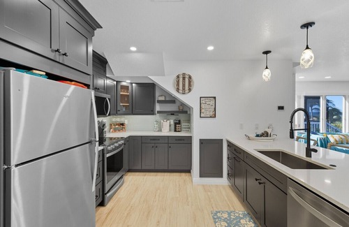 Boca Grande House | Turtleback 8 - 3/3 - Community Pool - Sleeps 6 - Gulf Front