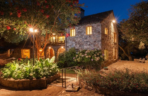 Sonoma House | Tuscan-inspired Vineyard Estate