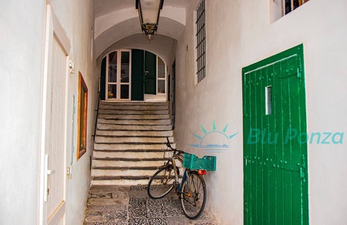 Ponza Apartment | Tuscania Apartment