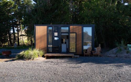 Mackenzie Country House | Tussock Views by Tiny Away
