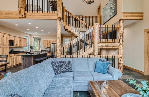 Breckenridge Ski Chalet | Twin Creek Lodge Summ