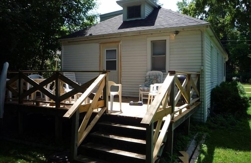 Twin Lakes House | Twin Lakes Rental One Block from Lake Elizabeth