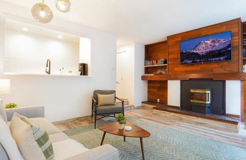 Glacier House | Twin Lakes Retreat