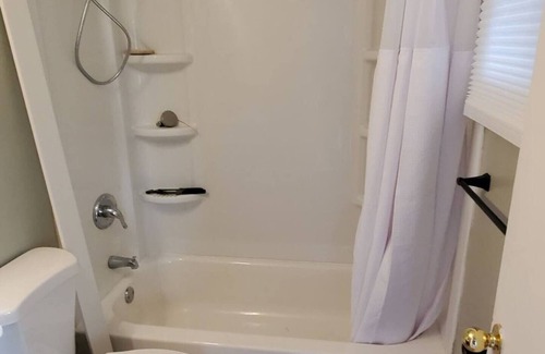 Syracuse Apartment | Twin Oaks Extended Stay Studio - 2817 Apt 2