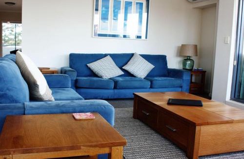 Forster Apartment | Twin Pines 401 CBD Location