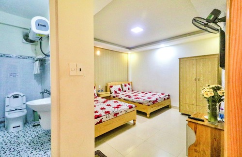 Phuong Hotel | Twin Room 304 Charming hotel in terrific Đà Lạt with WiFi