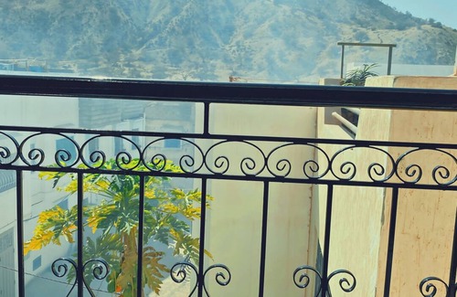 Taddart House | Twin Room in a Guest House with Mountain View