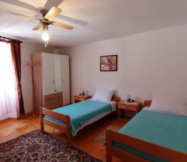 Plomin House | Twin Room Plomin Luka 15078b