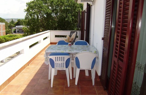 Vantacici Apartment | Two bedroom apartment with terrace and sea view Vantačići, Krk (A-5566-a)