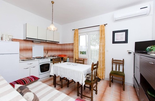 Stobrec Apartment | Two Bedroom Apartment A1 Mali