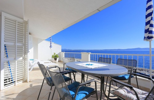 Podgora Apartment | Two bedroom apartment near beach Podgora, Makarska (A-11432-a)
