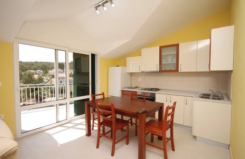 Cove Basina (Jelsa) Apartment | Two bedroom apartment near beach Basina, Hvar (A-8754-a)