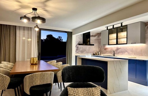 Kozino Apartment | Two-Bedroom Apartment with private pool (The Bayfront One) -S5