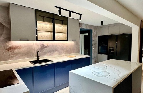 Kozino Apartment | Two-Bedroom Apartment with private pool (The Bayfront One) -S5