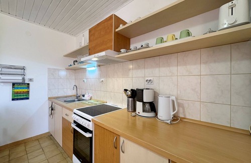 Silo Apartment | Two bedroom apartment with terrace and sea view Šilo, Krk (A-18724-a)