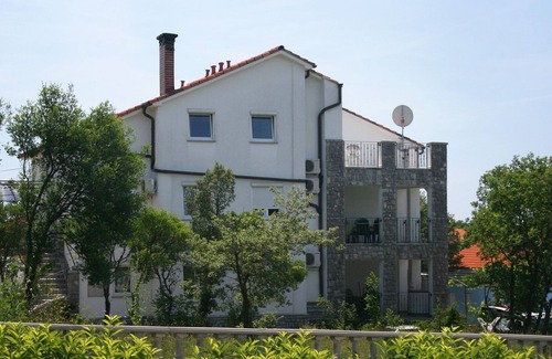 Pinezici Apartment | Two bedroom apartment with terrace Pinezići, Krk (A-5464-a)