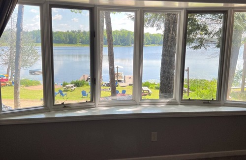 Eagle River Cabin | Two bedroom cabin on beautiful Catfish Lake of the Eagle River Chain of Lakes