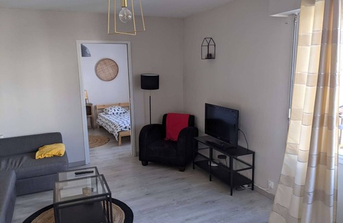 Merignac Apartment | Two bedroom home in Mérignac, cozy and well decorated