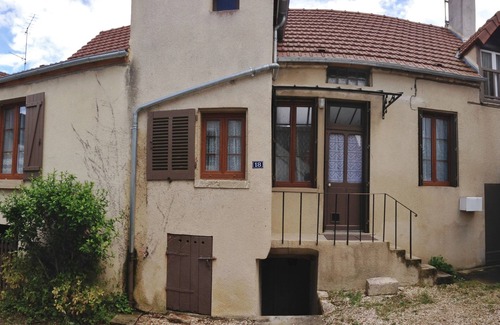 Chatel-Censoir House | Two-bedroom house in a charming canal village, Burgundy, France with free wifi