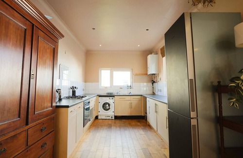 Southville Apartment | Two bedroom house in Southville