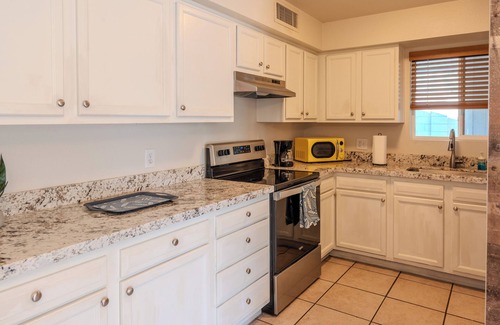 Encanto House | Two Bedroom House with Private Pool near Downtown Phoenix Attractions!