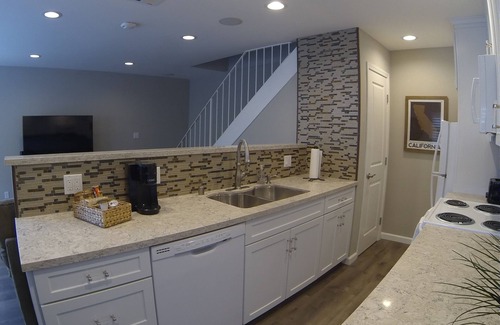 South San Jose Condo | Two Bedroom One Bath Condo ~ "Home Away From Home"