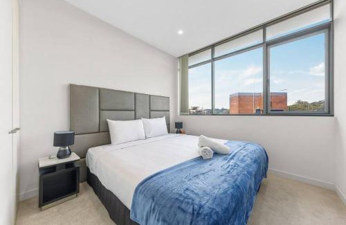 Lane Cove Apartment | Two Bedroom Private Apartment In Lane Cove with Parking